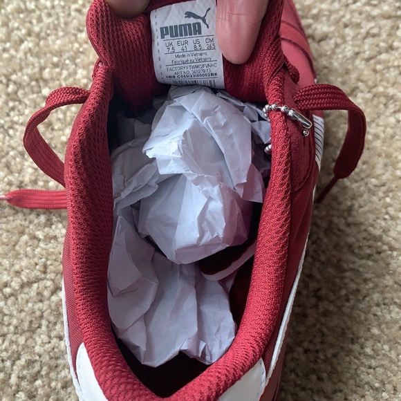 Puma - Picture 4 of 8